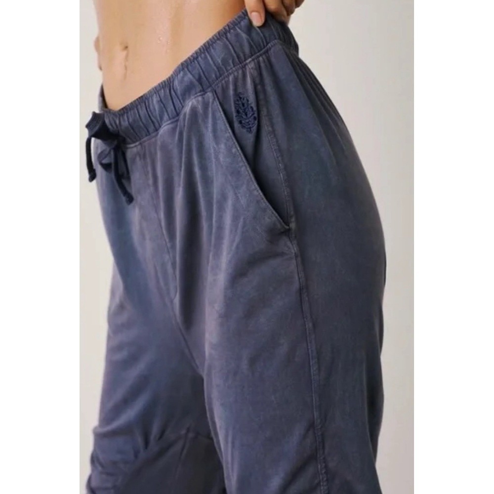 Free People Shirred Jogger Pants Indigo‎ Blue Mineral Dye XS Boho Western Hippie - Picture 2 of 7